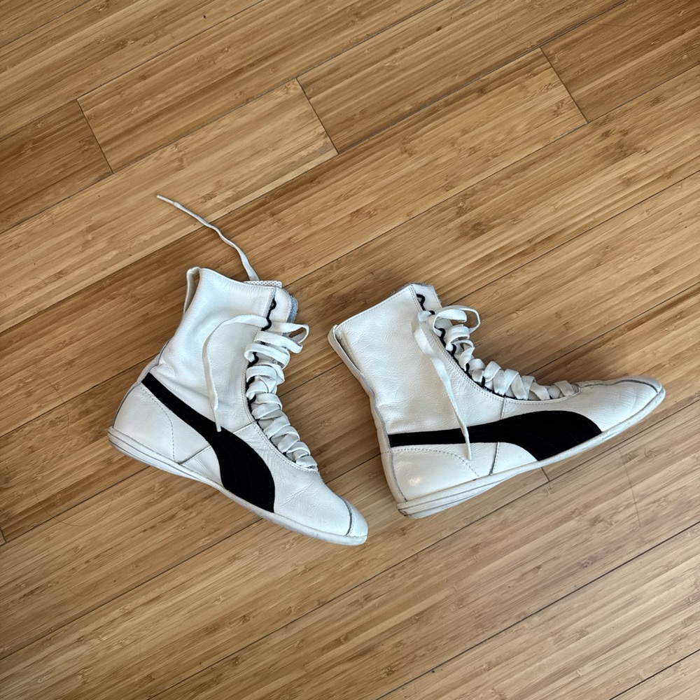 Vintage milk‑white leather Eskiva High Leg Puma boxing sneakers